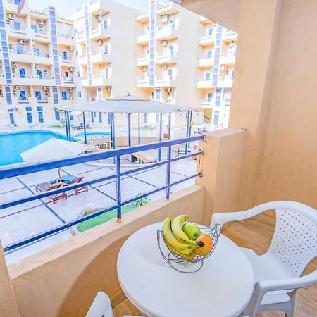 Pool View With Balcony Near El Gouna Hurghada Exterior photo