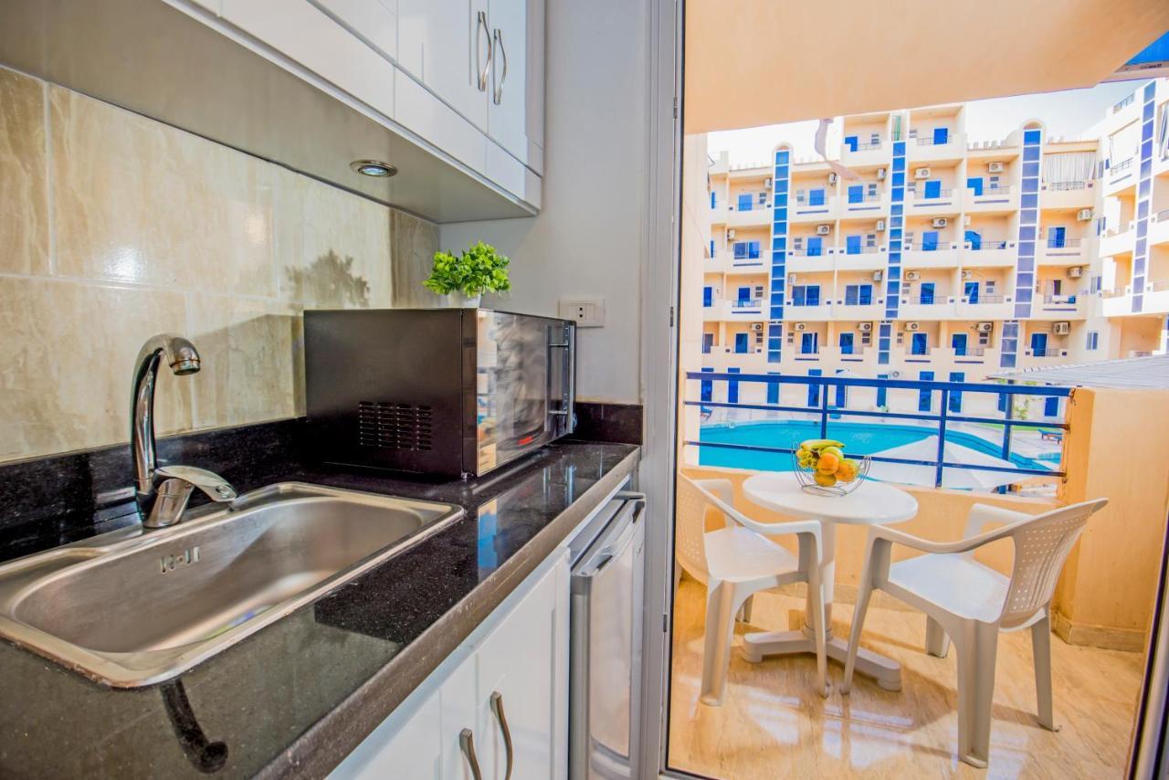 Pool View With Balcony Near El Gouna Hurghada Exterior photo