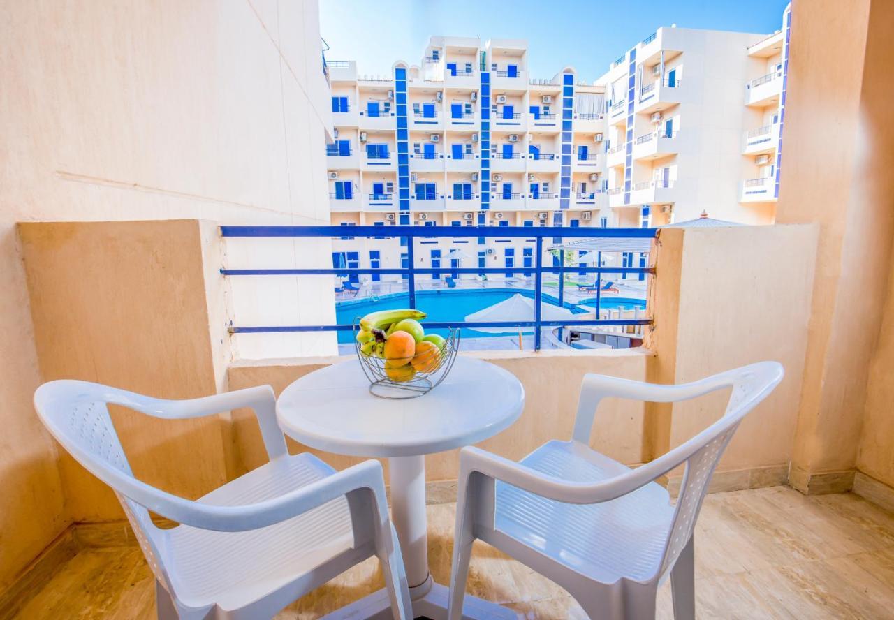 Pool View With Balcony Near El Gouna Hurghada Exterior photo